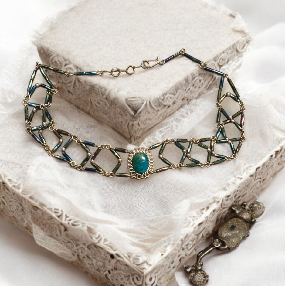 Vintage Iridescent Necklace